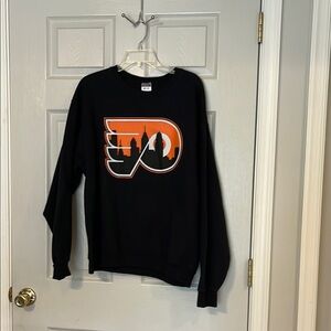 Jerzees Men’s Large Philadelphia Flyers Black and Orange Sweatshirt